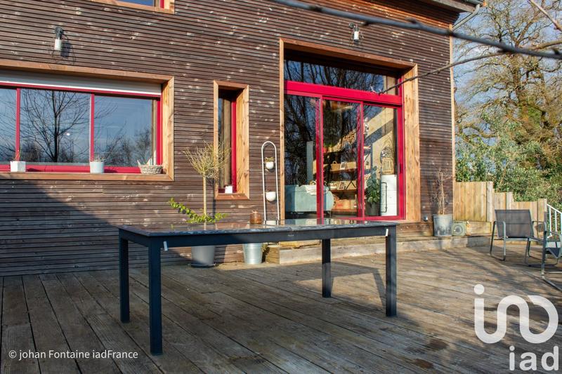 Maison - 140 m² - 5 pièces