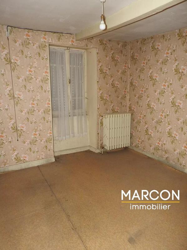 Maison - 214 m² - 12 pièces