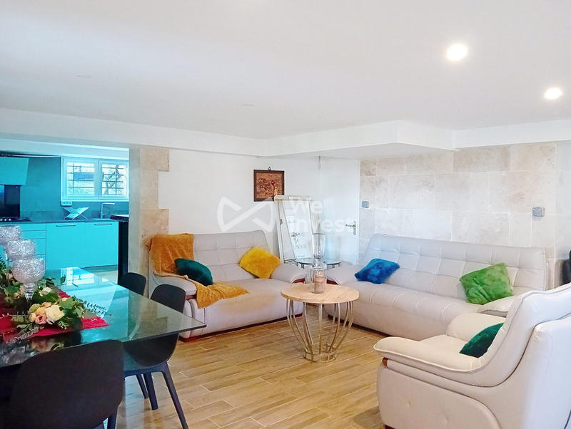 Maison contemporaine - 340 m² - 10 pièces