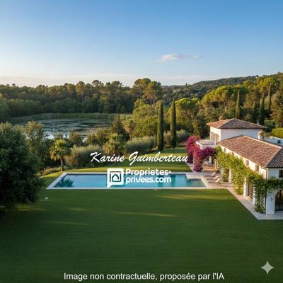 Demeure - 700 m² - 13 pièces