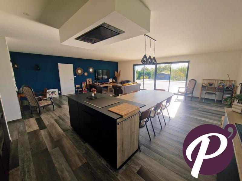 Maison - 158 m² - 6 pièces