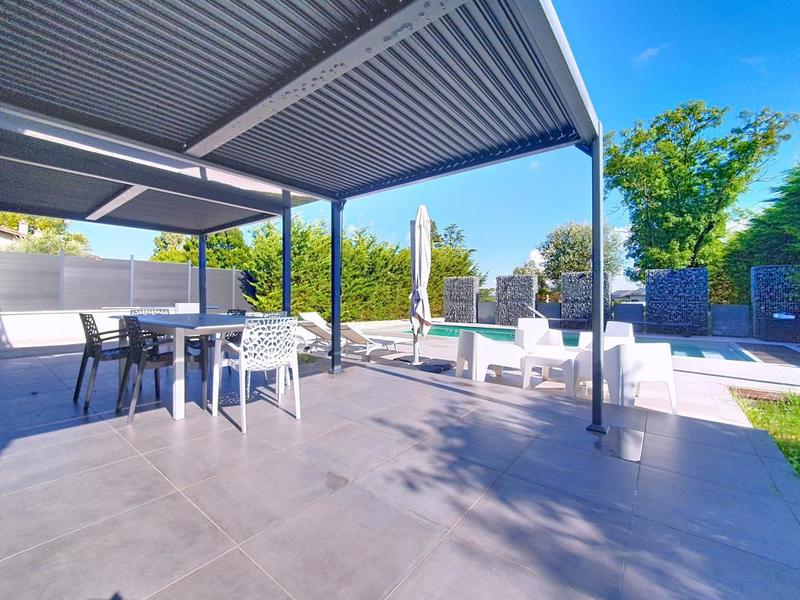 Maison - 169 m² - 5 pièces