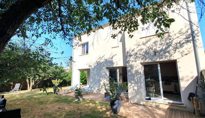 Maison - 136 m² - 6 pièces