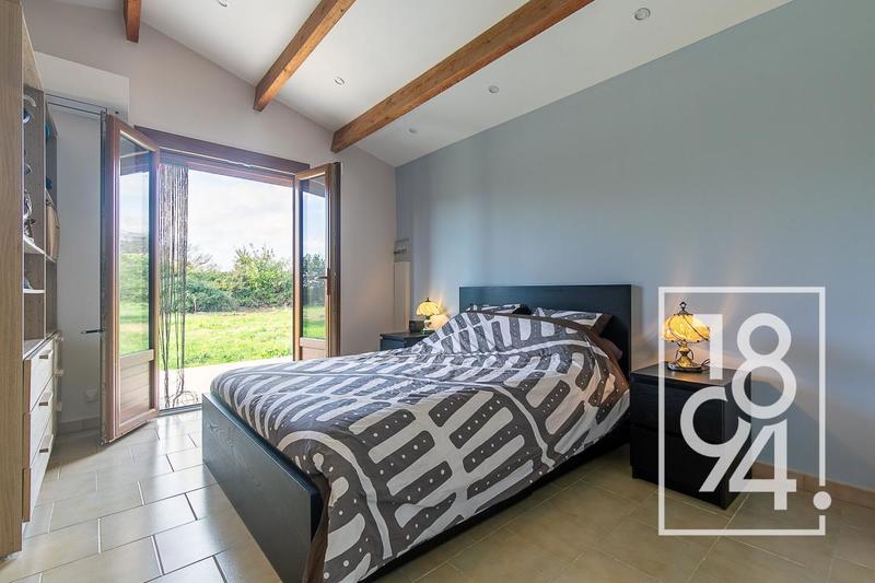 Maison - 189 m² - 5 pièces