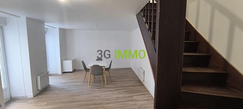 Maison en pierre - 77 m² - 3 pièces