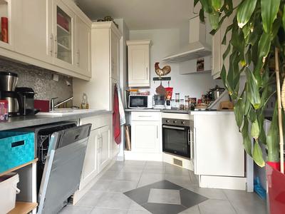 Appartement - 87 m² - 4 pièces