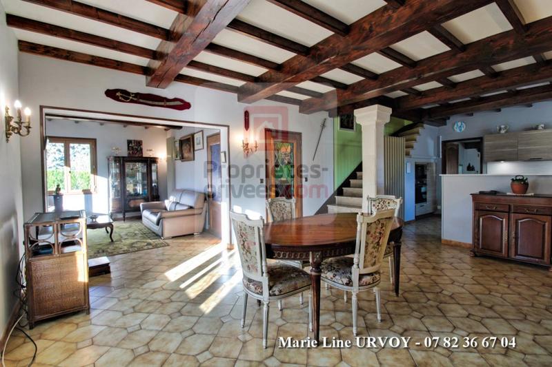 Maison - 140 m² - 7 pièces