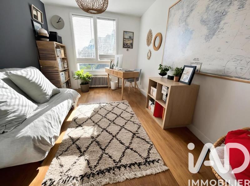 Appartement - 104 m² - 4 pièces