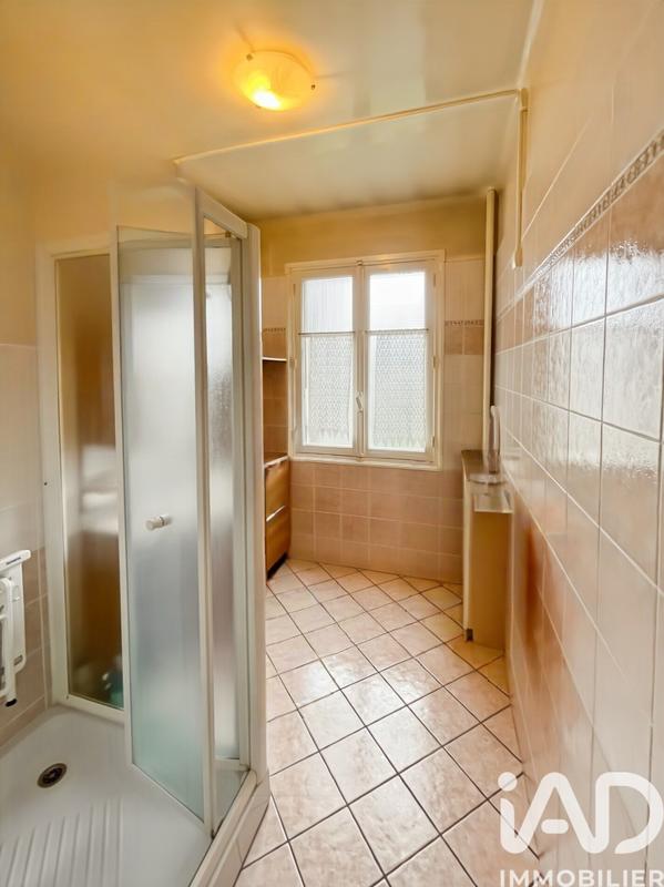 Maison - 143 m² - 8 pièces