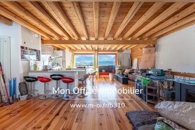 Maison - 230 m² - 5 pièces