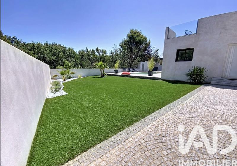 Maison - 196 m² - 5 pièces