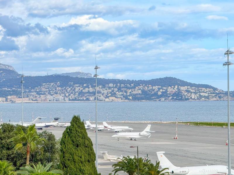 Appartement - 80 m² - 3 pièces