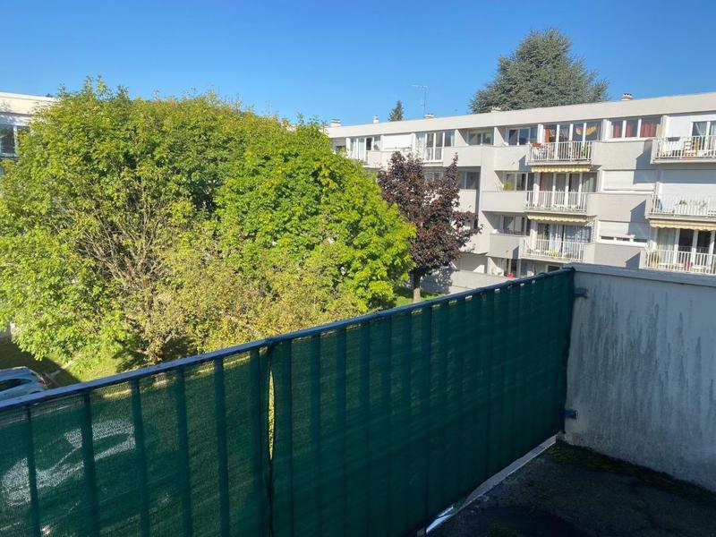 Appartement ancien - 74 m² - 4 pièces