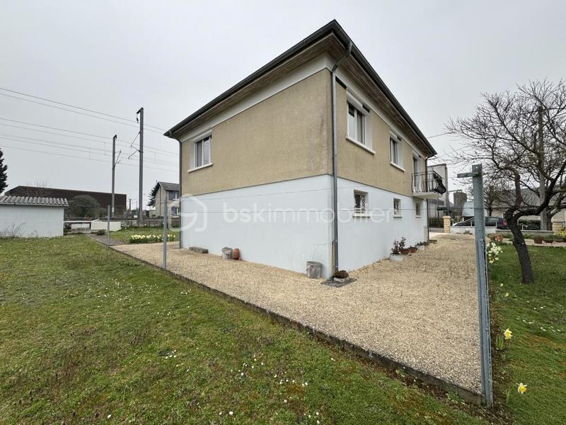 Maison - 86 m² - 5 pièces