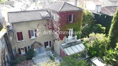 Maison - 121 m² - 7 pièces