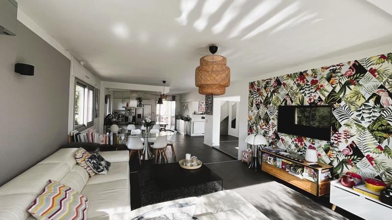 Maison - 163 m² - 6 pièces