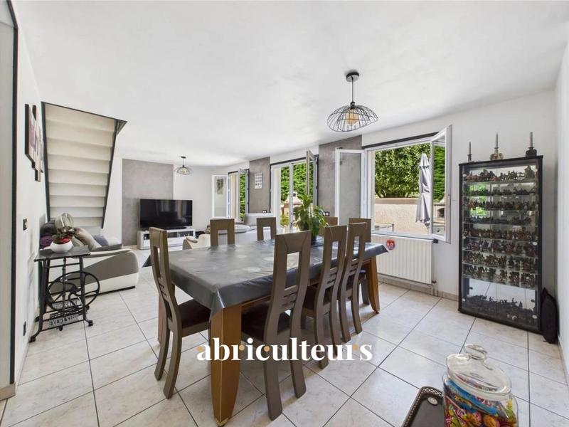 Maison ancienne - 95 m² - 5 pièces