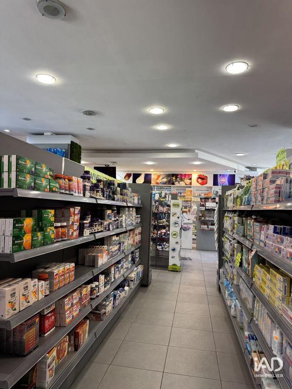 Local commercial - 200 m²