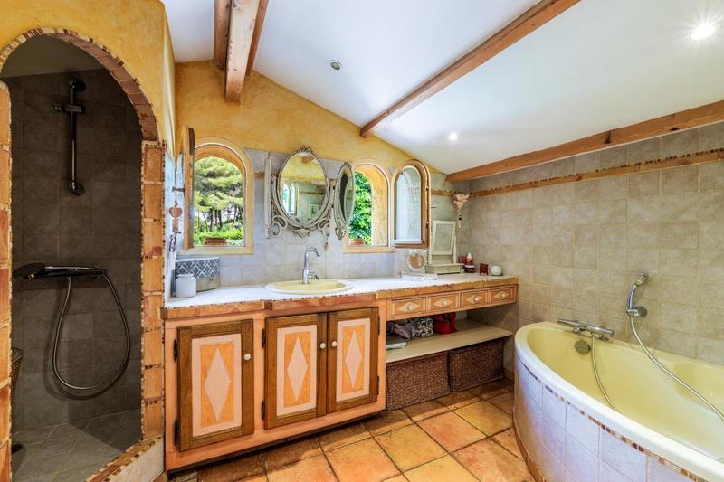 Villa - 165 m² - 5 pièces