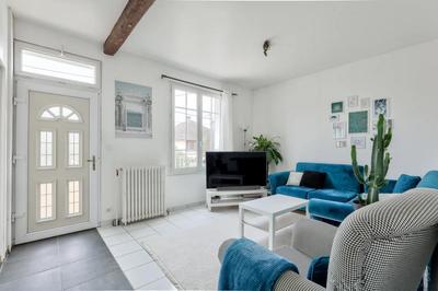 Maison - 301 m² - 12 pièces