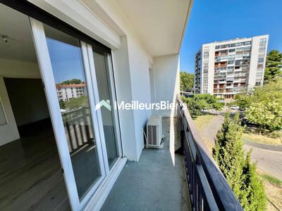 Appartement - 84 m² - 4 pièces