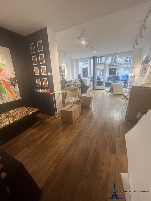 Local commercial - 92 m²