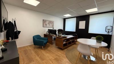 Local commercial - 281 m²