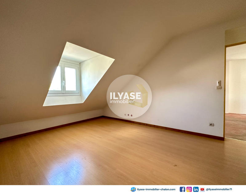 Maison - 200 m² - 10 pièces