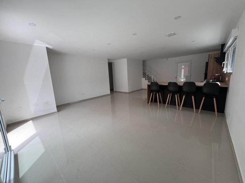 Maison - 116 m² - 5 pièces