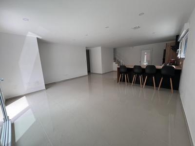 Maison - 116 m² - 5 pièces