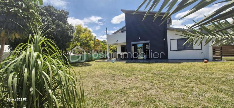 Maison - 113 m² - 4 pièces