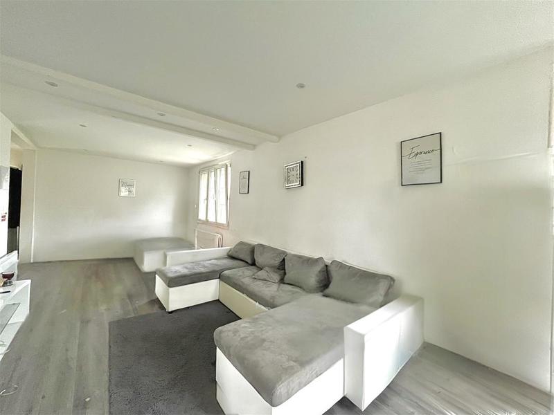 Maison - 77 m² - 3 pièces