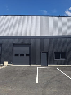 Local d'activités - 320 m²