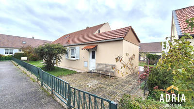 Maison - 122 m² - 5 pièces