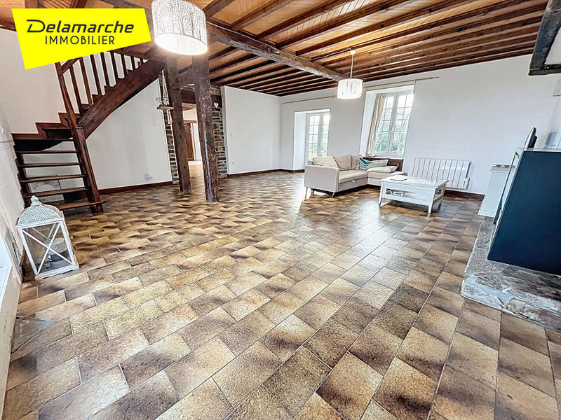 Maison - 185 m² - 10 pièces