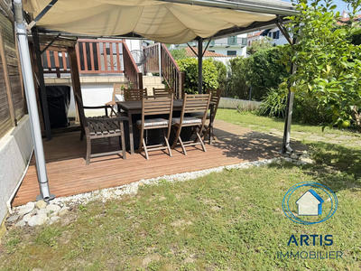 Maison - 90 m² - 5 pièces