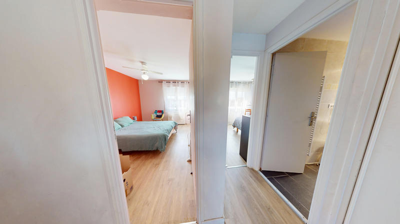 Maison - 92 m² - 4 pièces