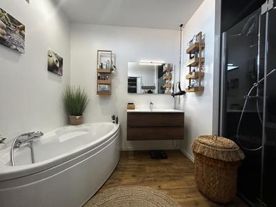 Maison - 153 m² - 5 pièces