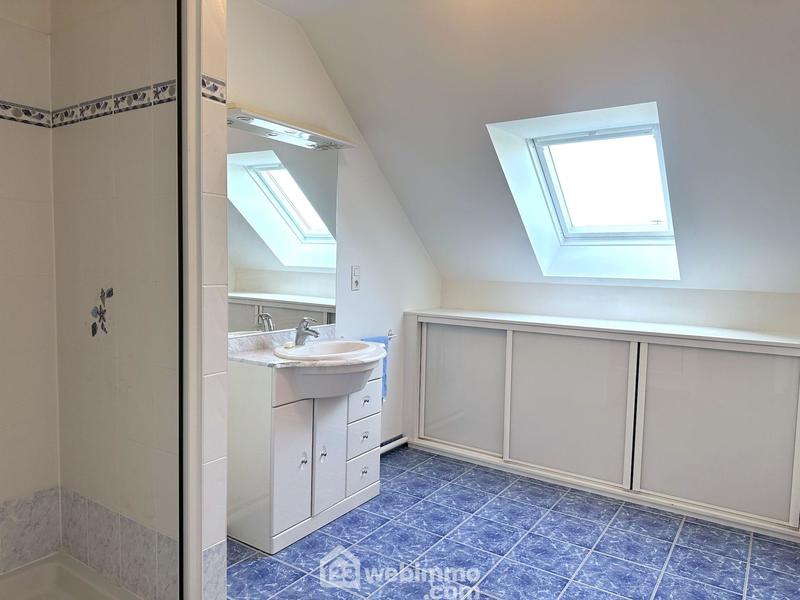 Maison - 193 m² - 6 pièces