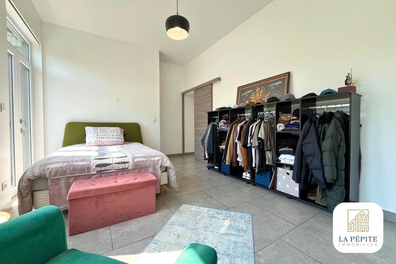 Maison - 170 m² - 6 pièces