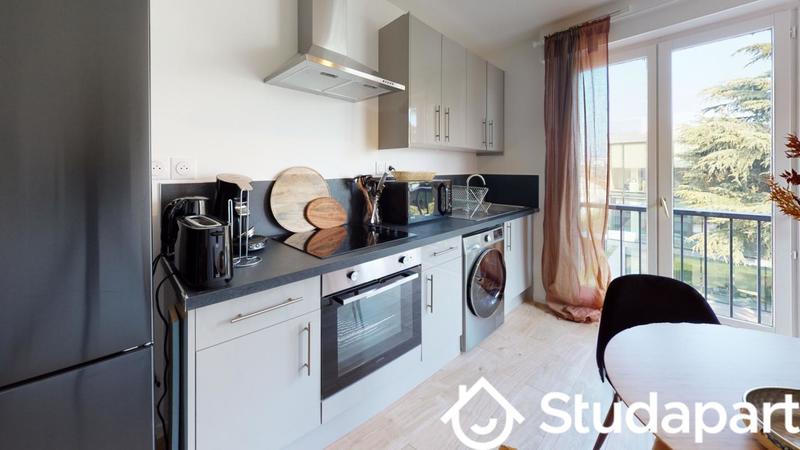 Chambre - 12 m² - 1 pièce