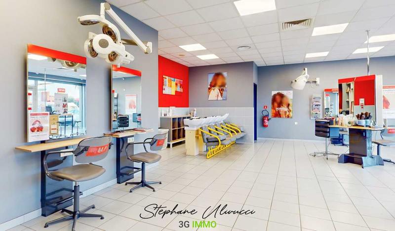 Fonds de commerce - Magasins - 127 m²