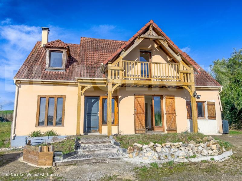 Pavillon - 130 m² - 6 pièces