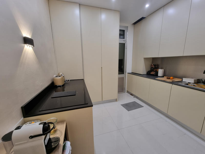 Appartement - 110 m² - 5 pièces