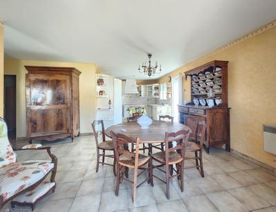 Maison - 139 m² - 7 pièces