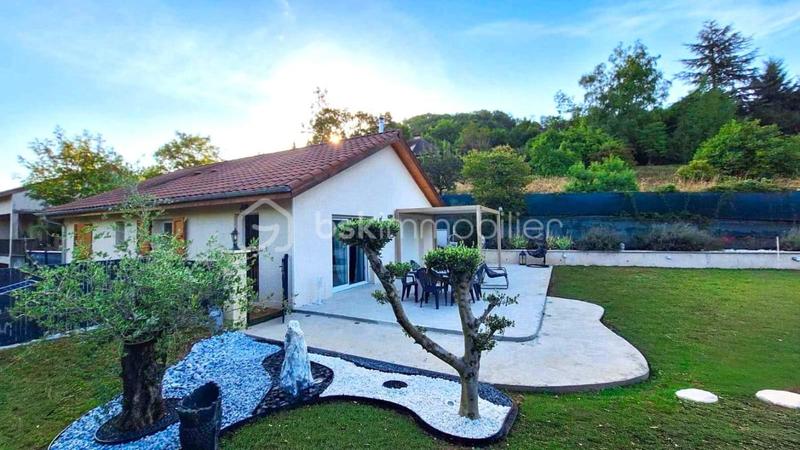 Maison - 94 m² - 4 pièces