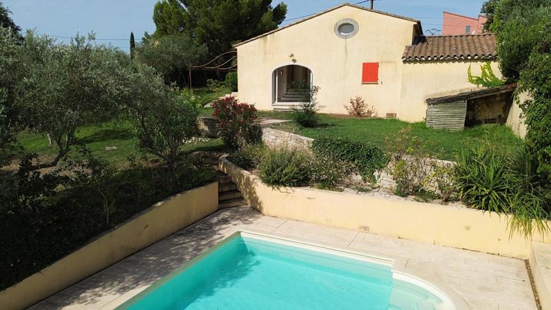 Maison - 112 m² - 4 pièces