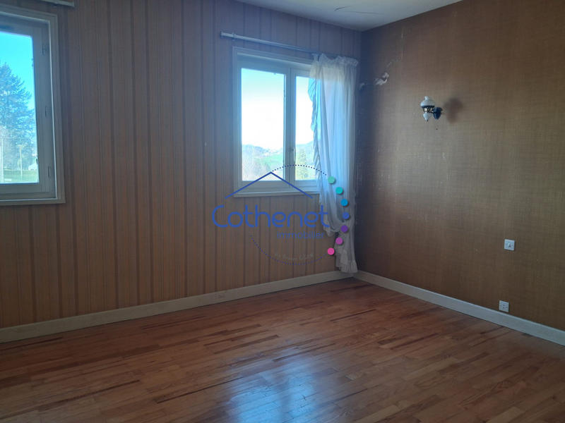 Maison traditionnelle - 166 m² - 7 pièces