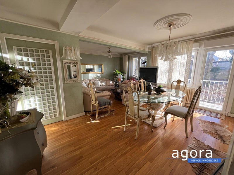 Appartement - 83 m² - 5 pièces