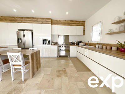 Villa - 185 m² - 6 pièces